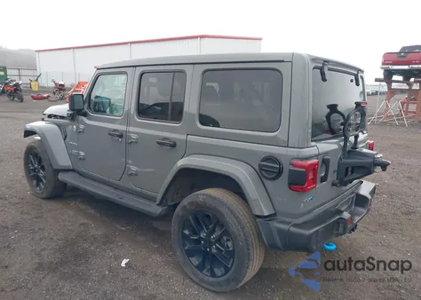 2022 Jeep Wrangler 4Xe Unlimited Sahara 4X4 z USA, uszkodzony, nr VIN 1C4JJXP68NW214467